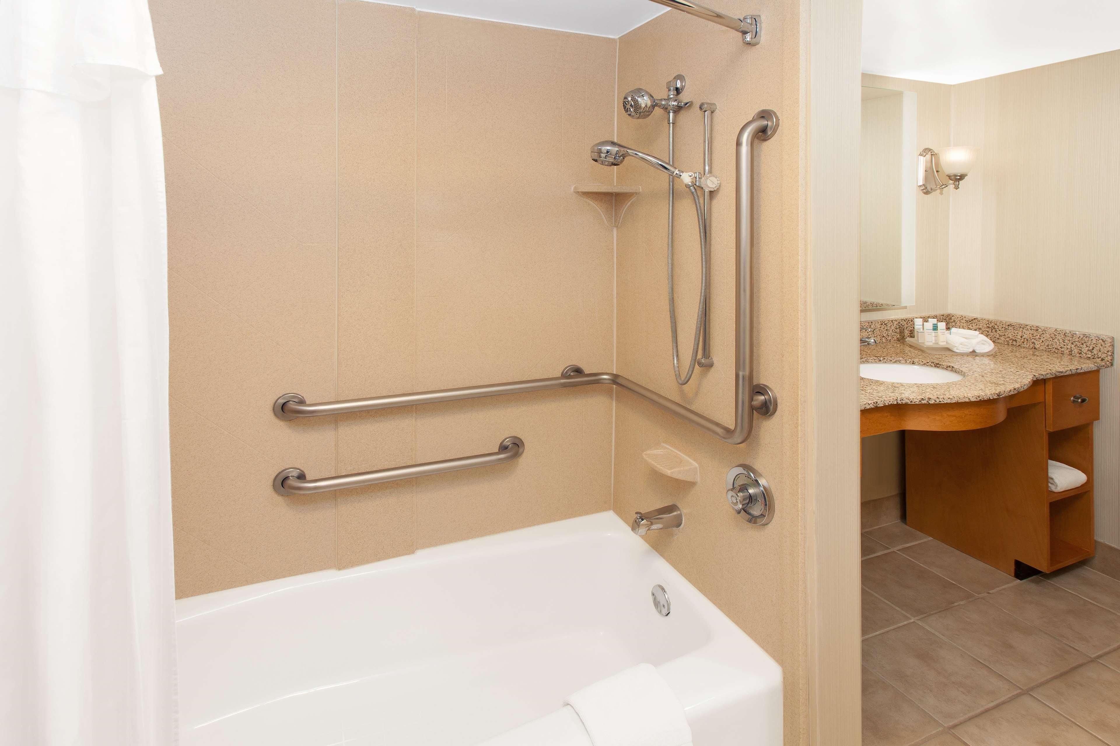 Homewood Suites Lafayette Bagian luar foto