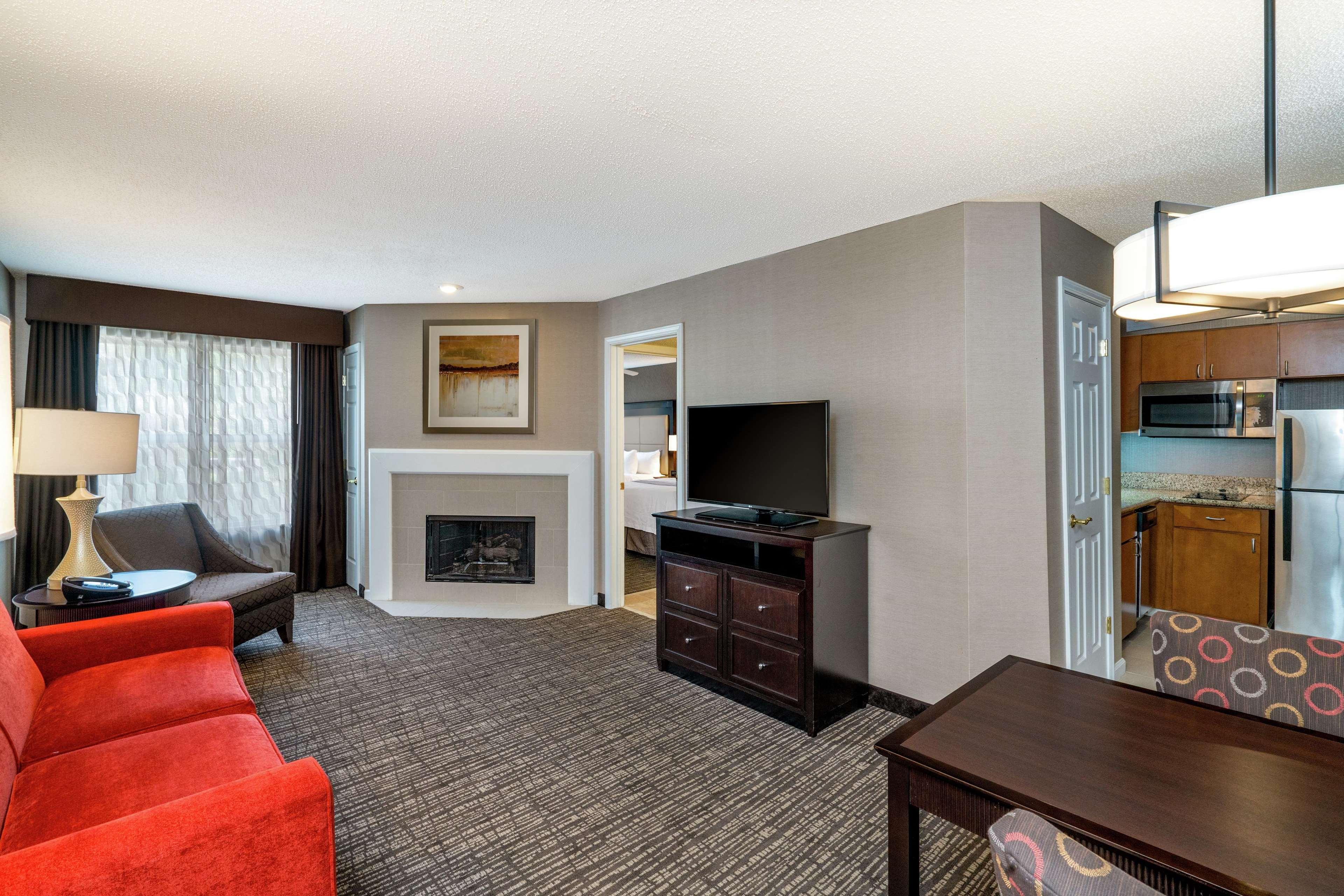 Homewood Suites Lafayette Bagian luar foto