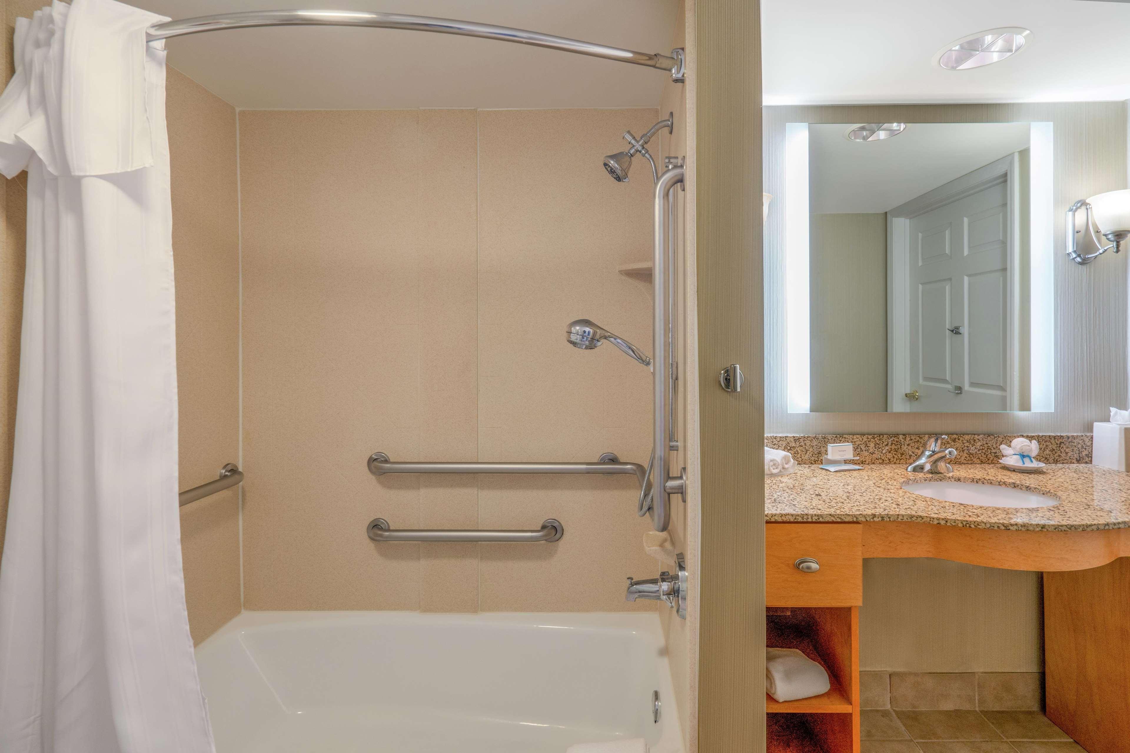 Homewood Suites Lafayette Bagian luar foto