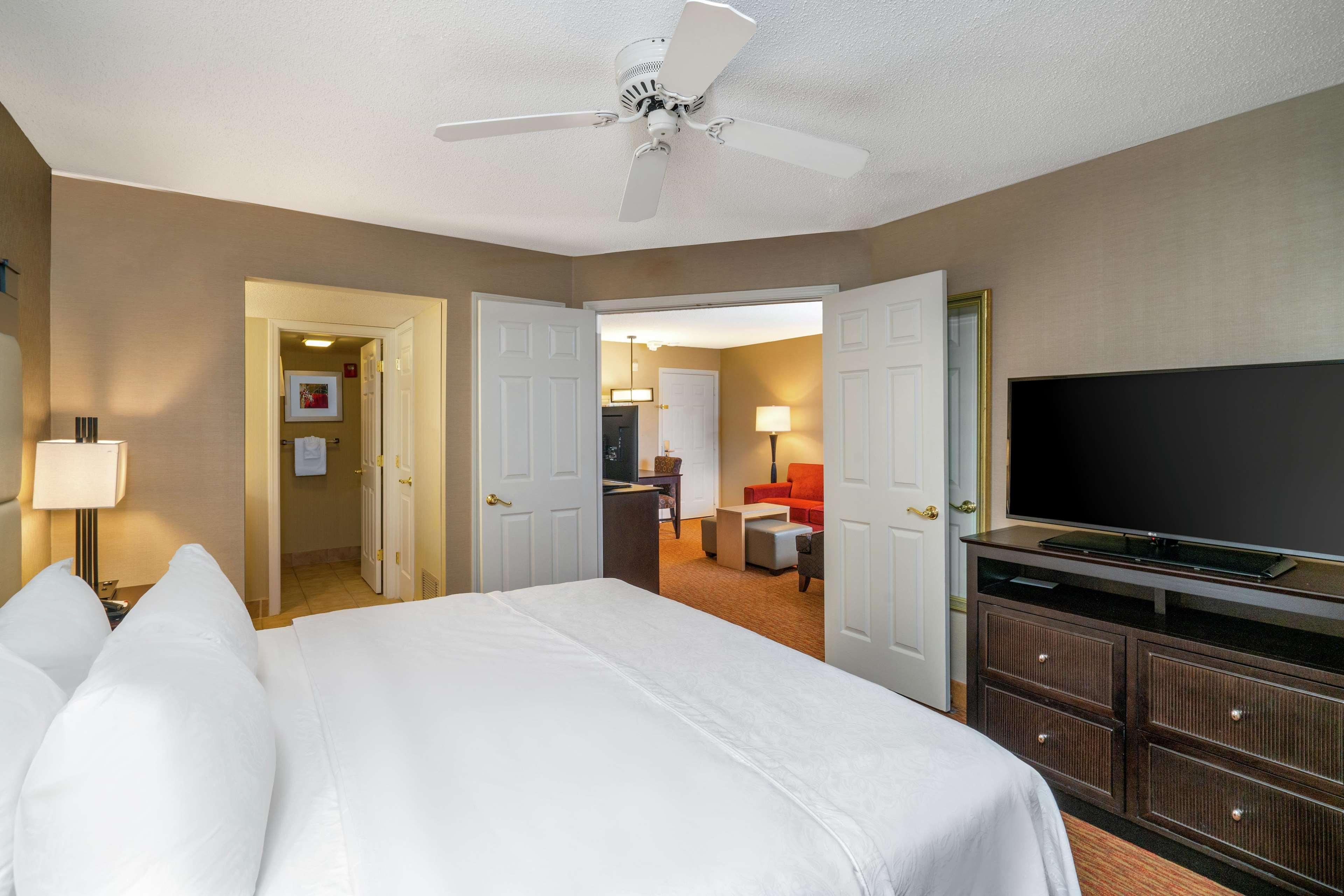 Homewood Suites Lafayette Bagian luar foto