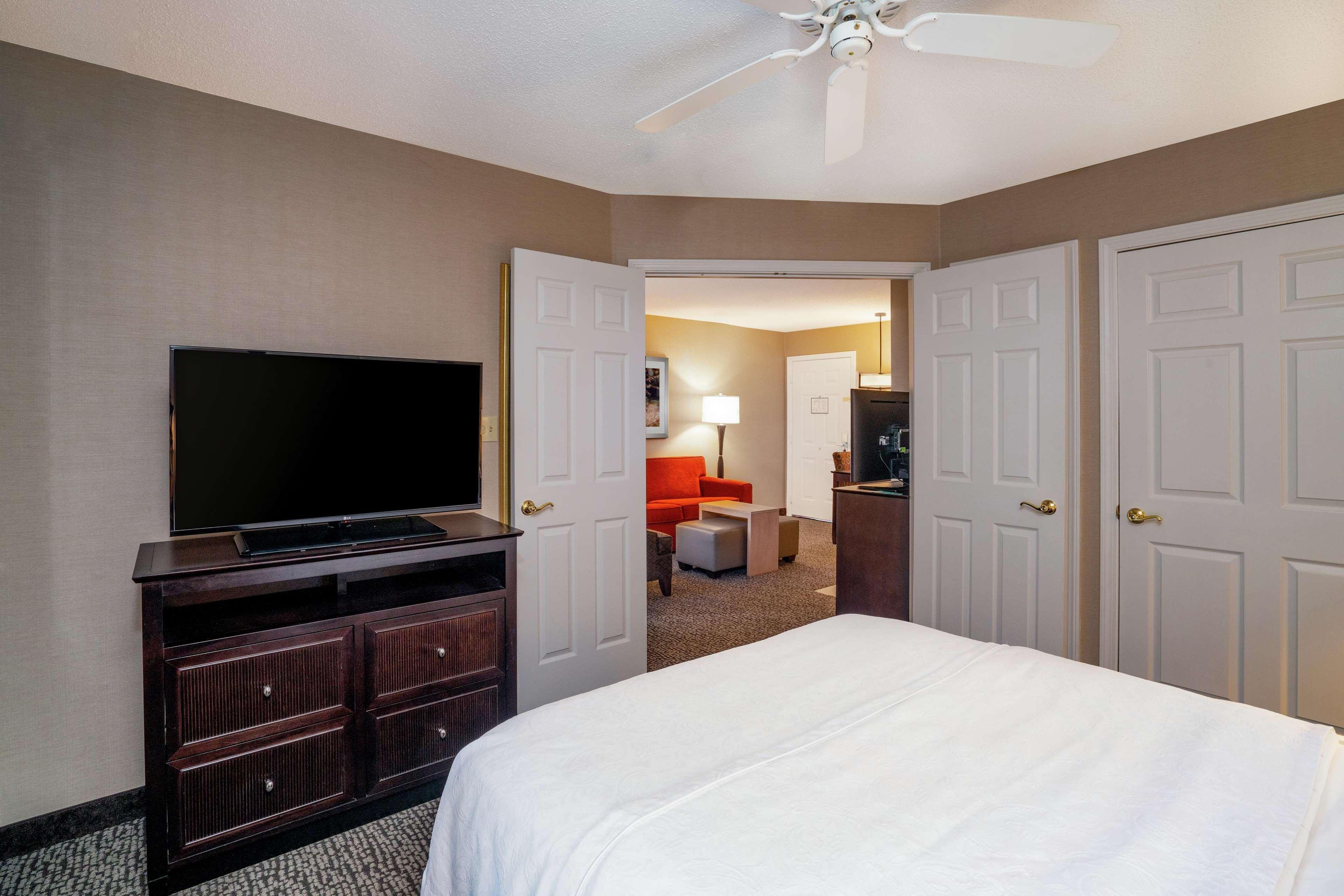 Homewood Suites Lafayette Bagian luar foto