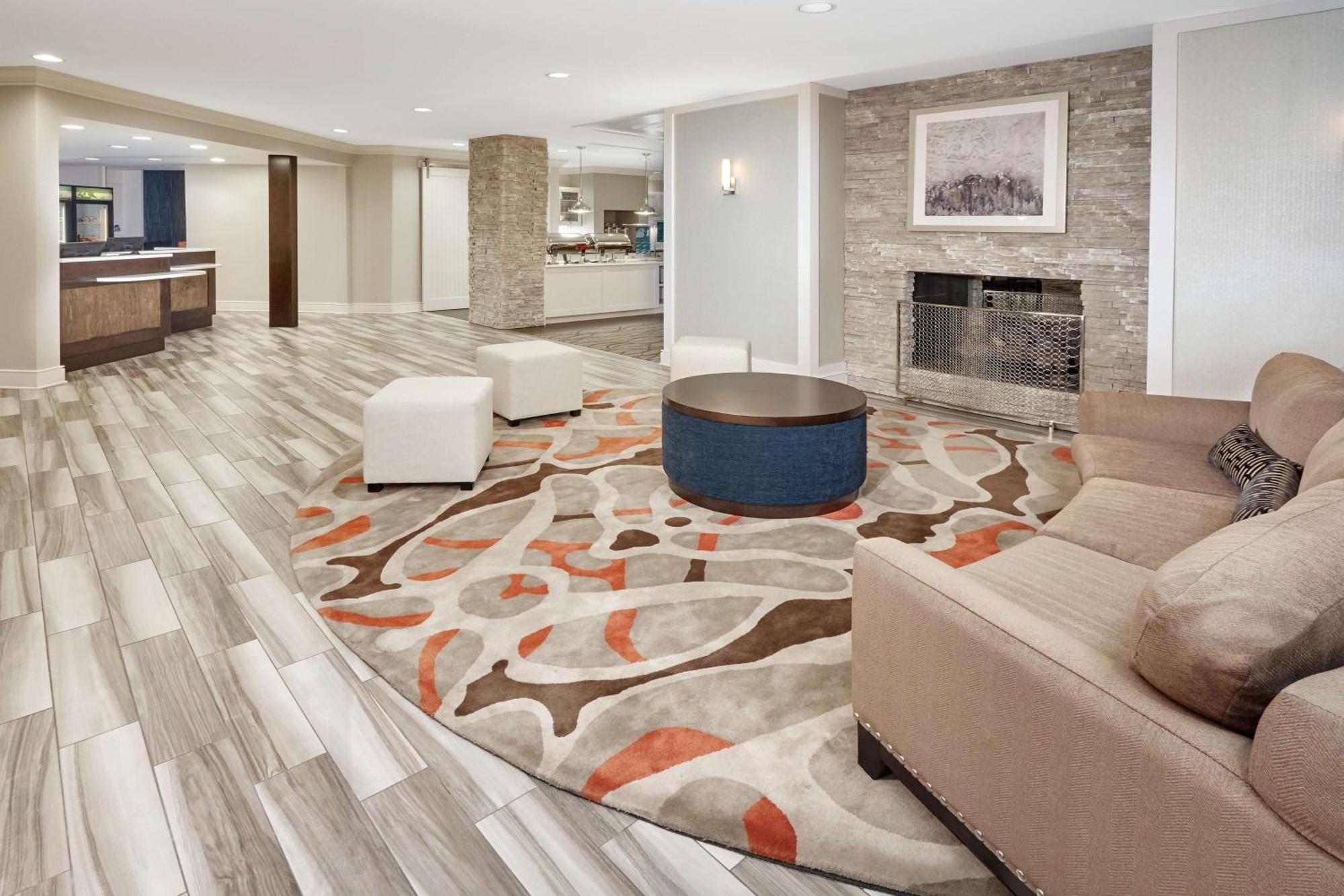 Homewood Suites Lafayette Bagian luar foto